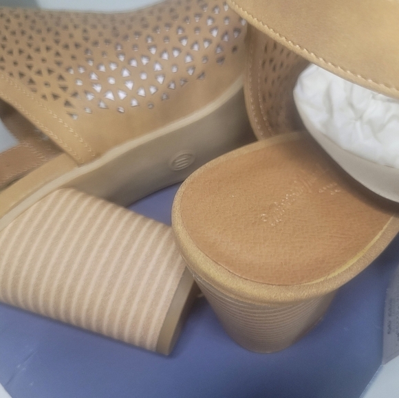 -new in box Heeled Sling Back Cut Out women Boots size 10 - Picture 10 of 11